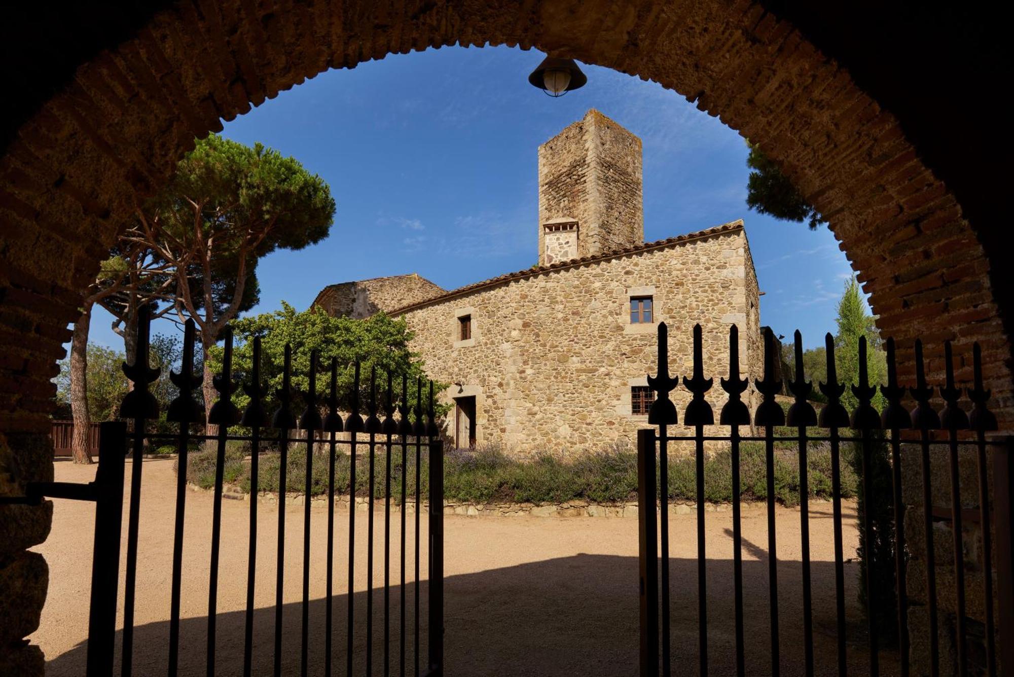 Masia Torre Lloreta S.Xiii Calonge  Exterior photo